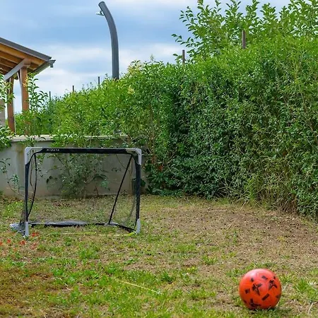 Rojnici 2 By Istrialux