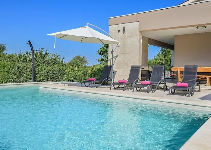 Rojnici 2 By Istrialux *