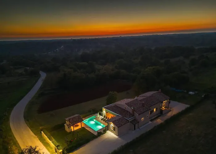 Rojnici 2 By Istrialux